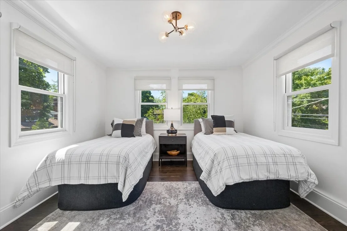 Photo of 712 Ingleside Place