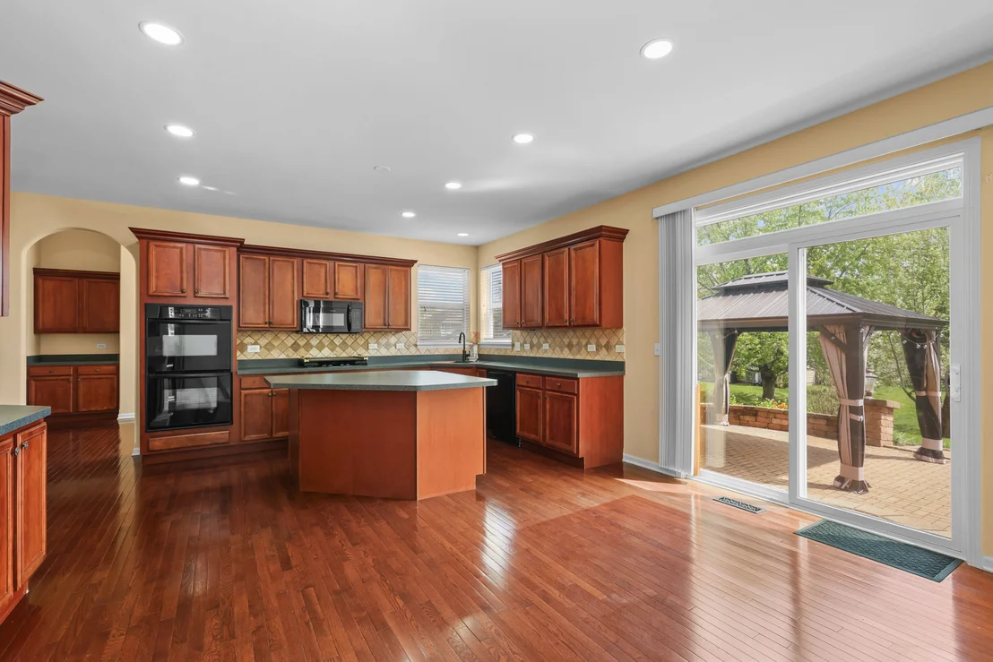 Photo of 239 Pawtucket Avenue