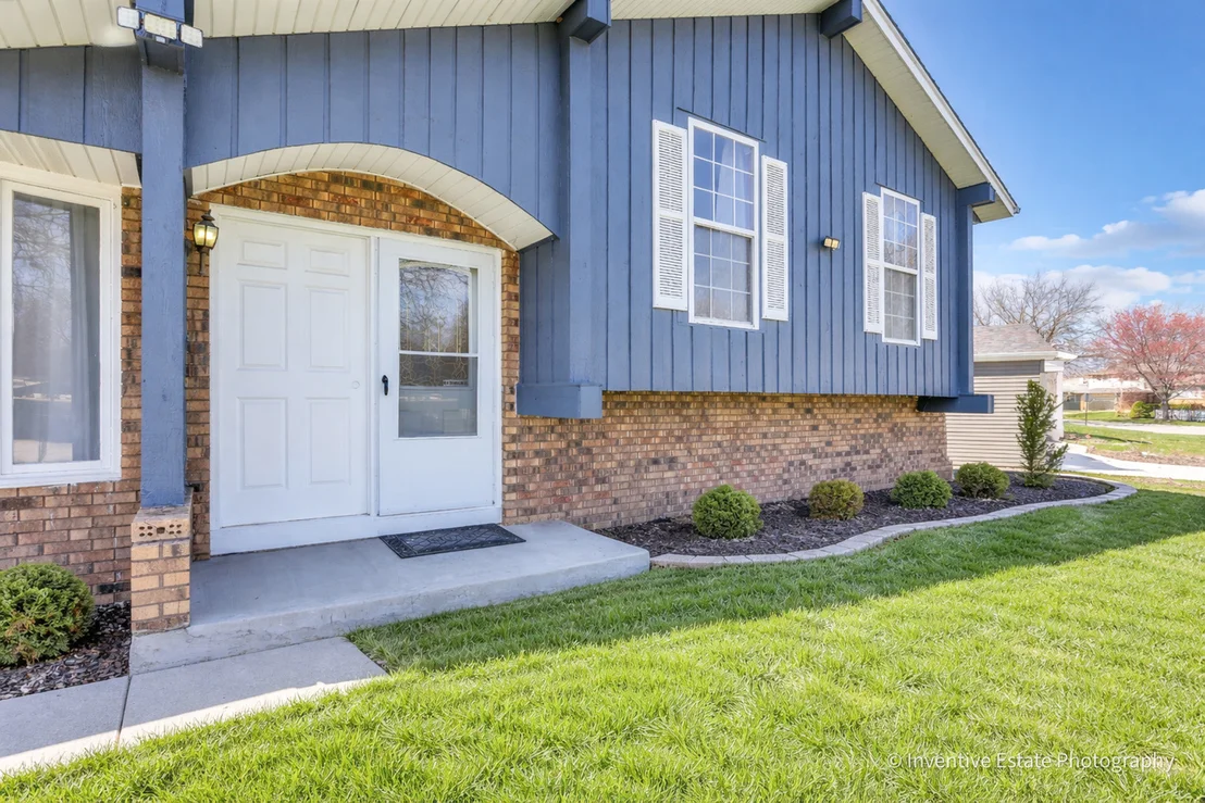 Photo of 1560 Sheffield Drive
