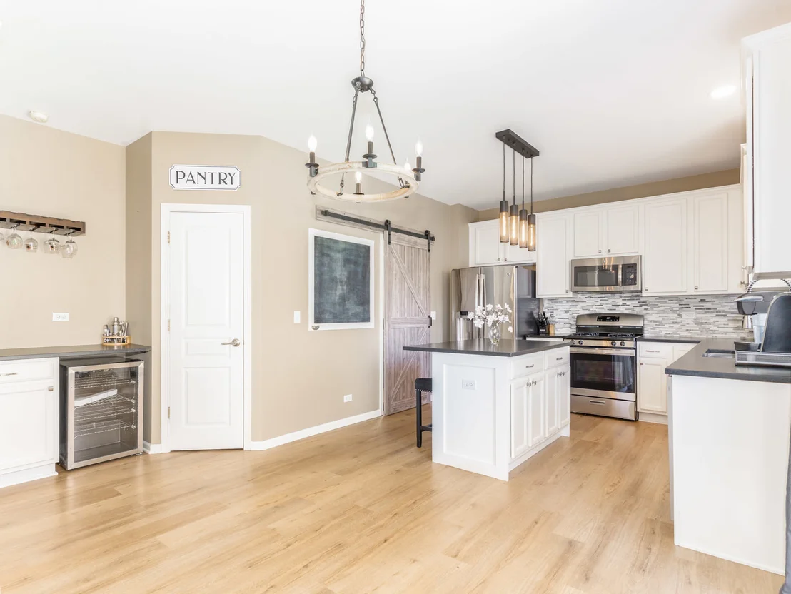 Photo of 25018 Armstrong Lane