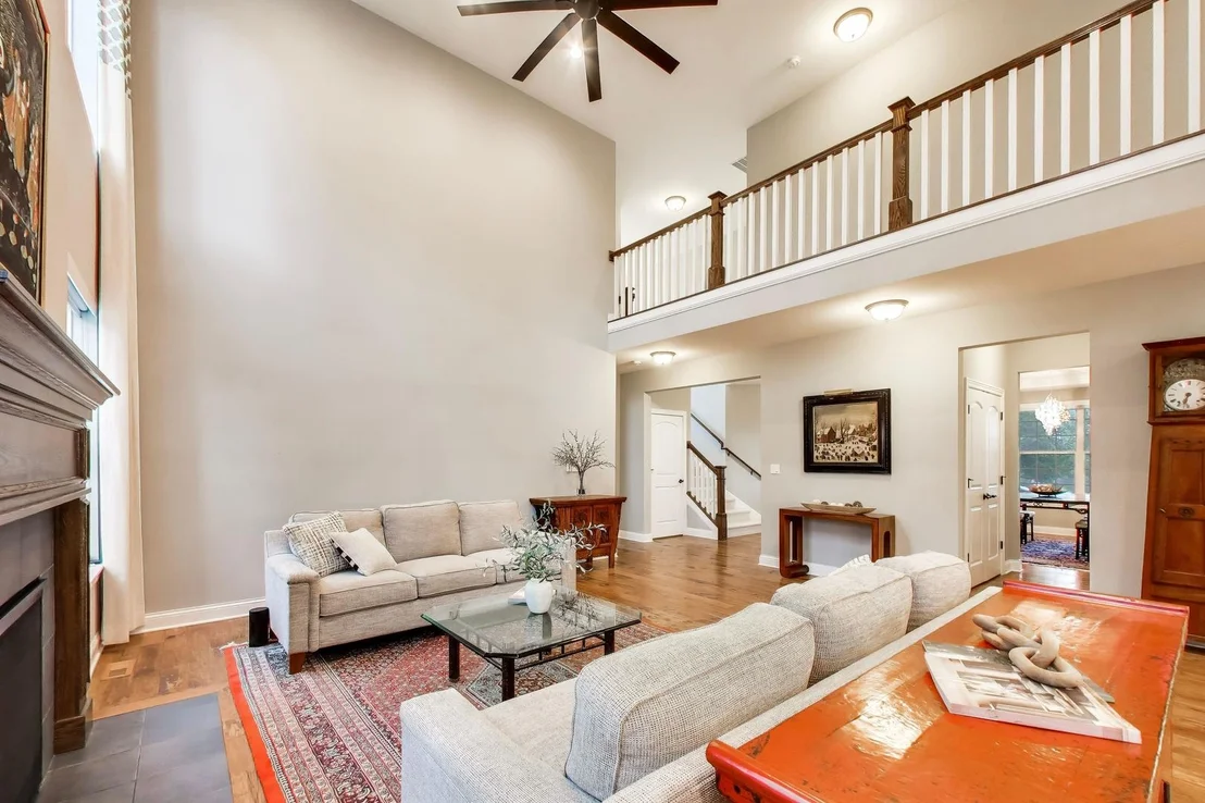 Photo of 823 Heatherfield Circle