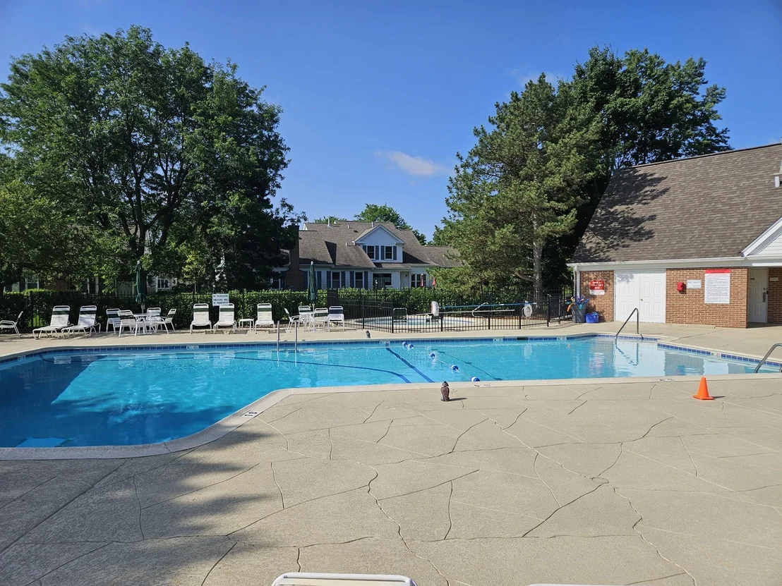Photo of 809 Willow Hills Lane