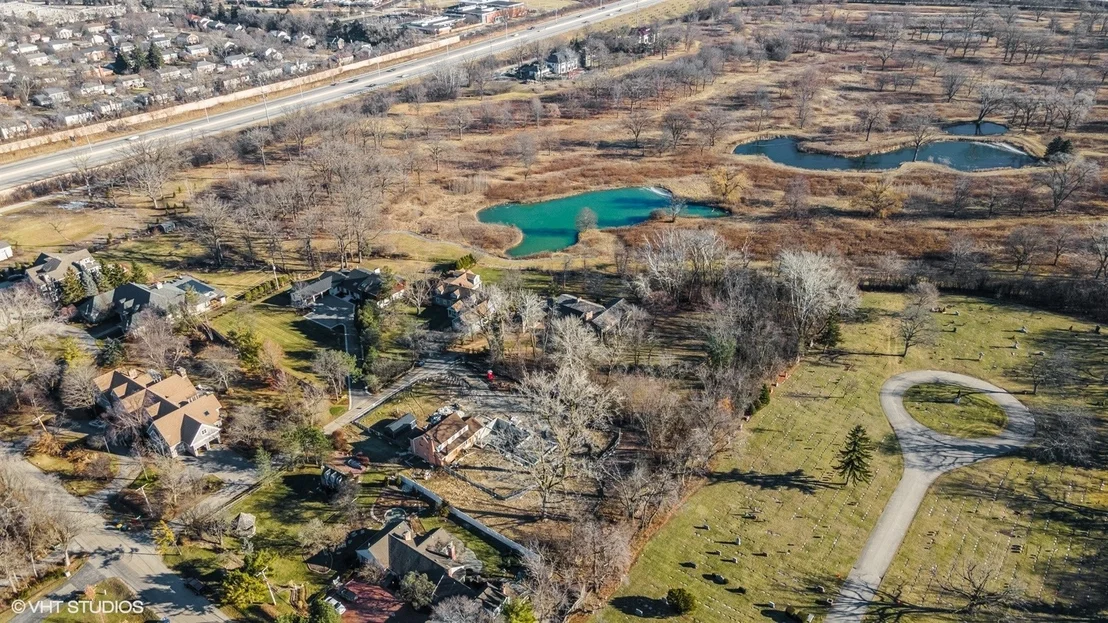 Photo of 535 Fairway Lane