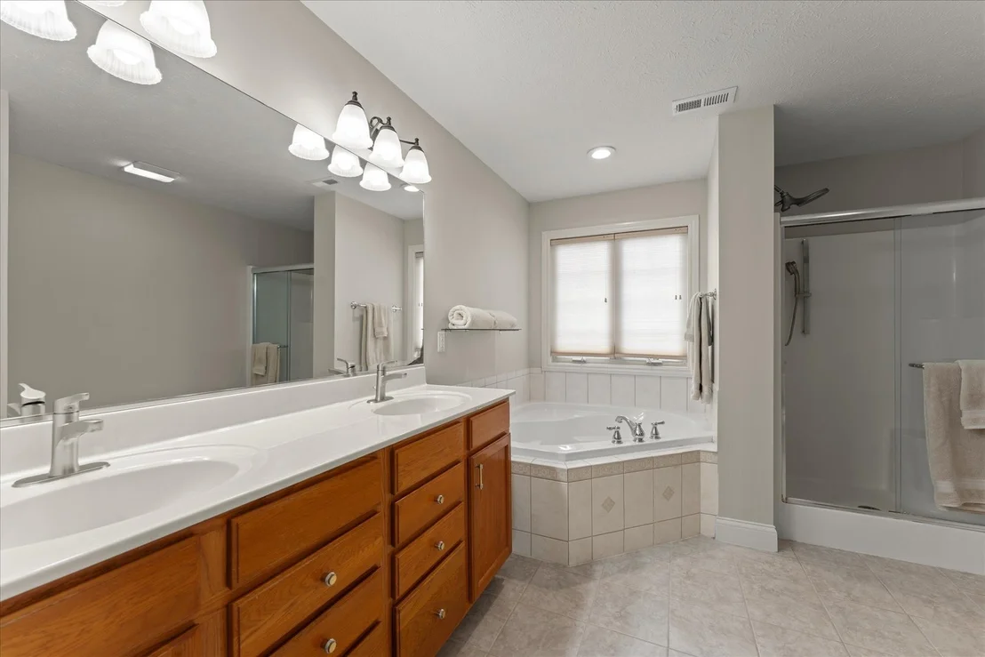 Photo of 5101 Stonebridge Drive
