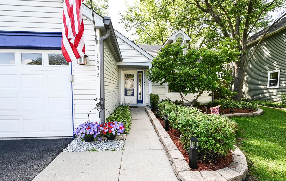 Photo of 1333 Regency Lane