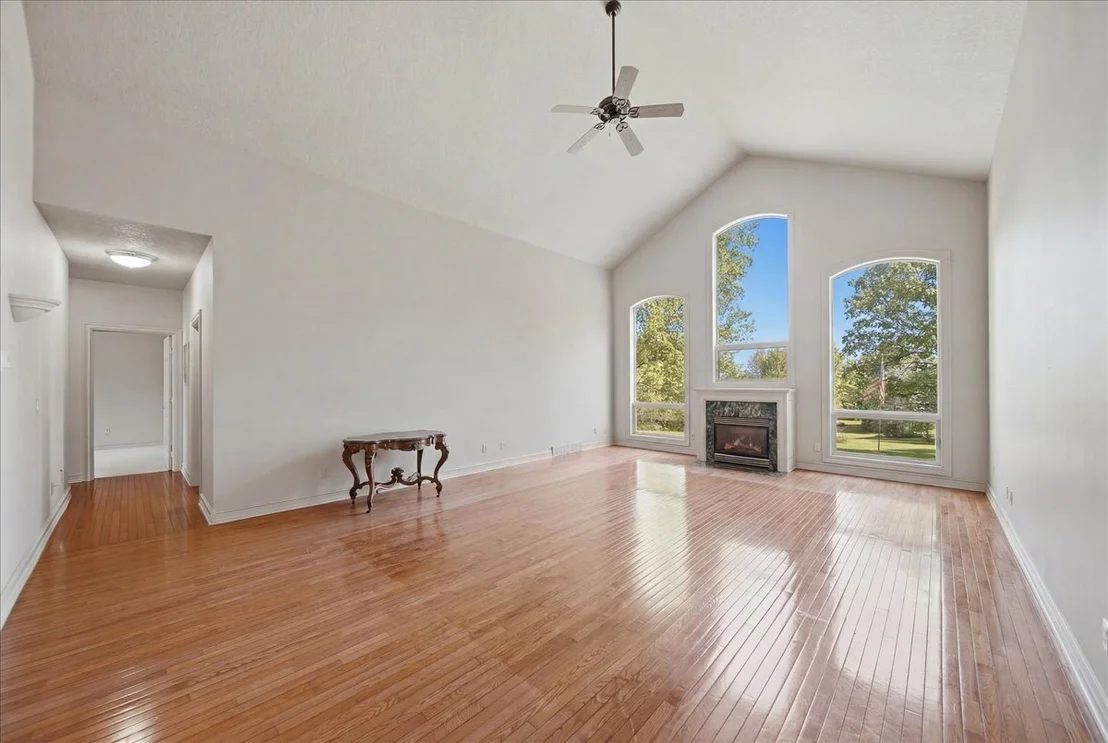 Photo of 17619 Grandview Drive