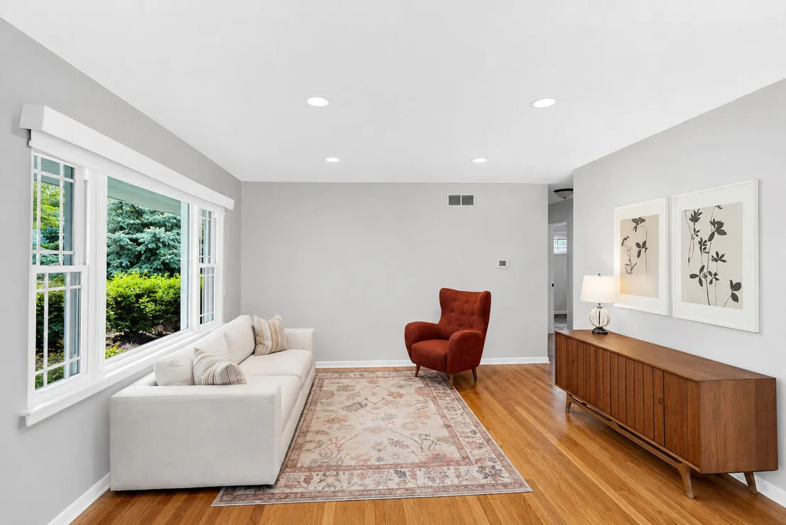 Photo of 1441 N Eagle Street