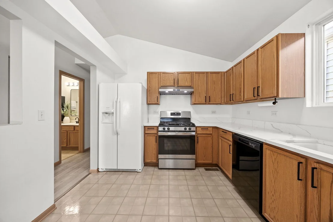 Photo of 674 Four Seasons Boulevard