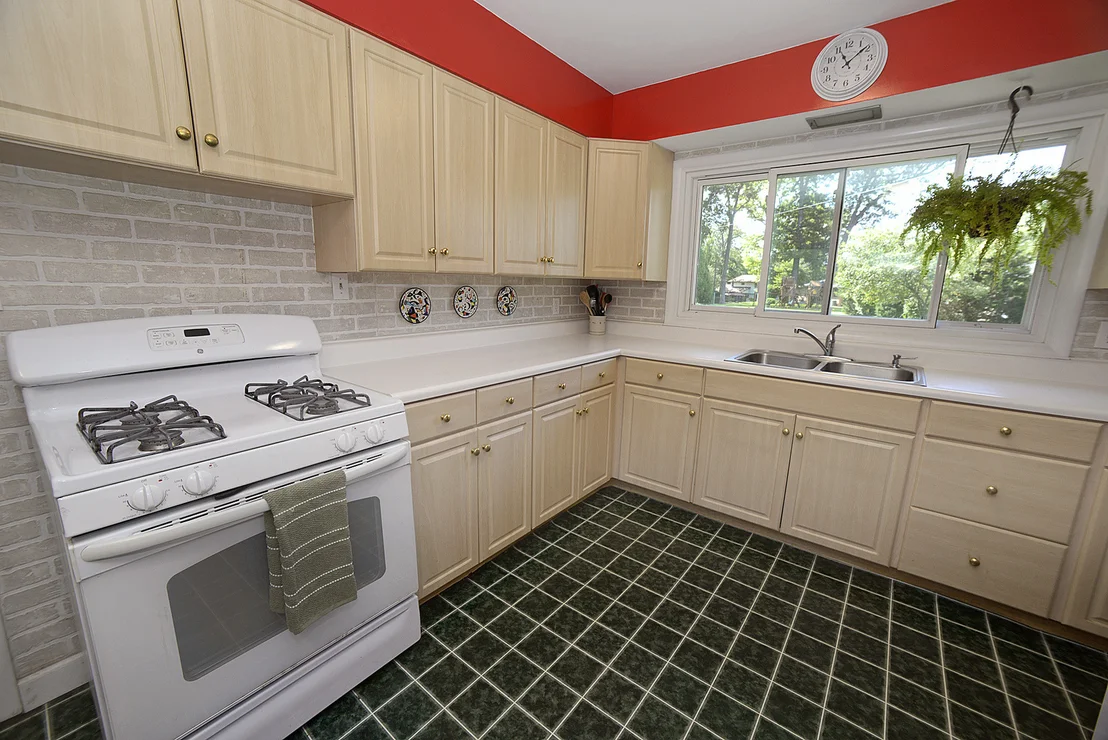 Photo of 225 Forest Park Place