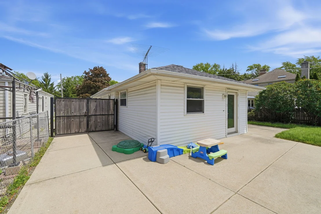 Photo of 2834 Maple Street