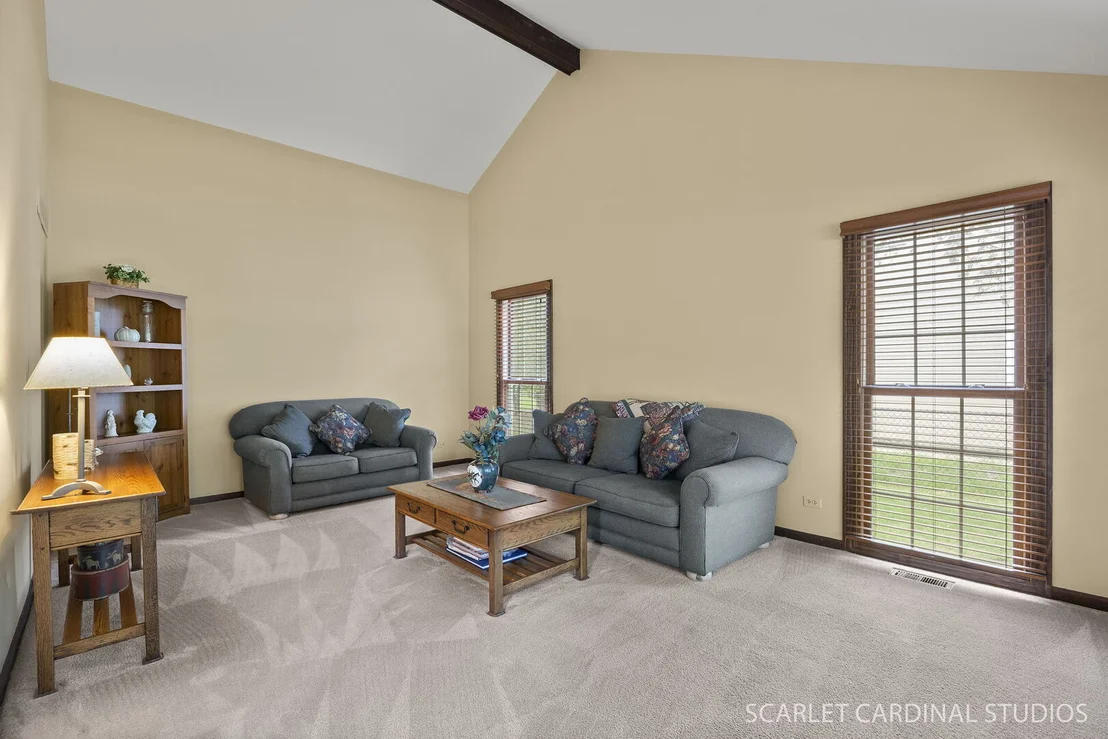 Photo of 1085 E Gartner Road