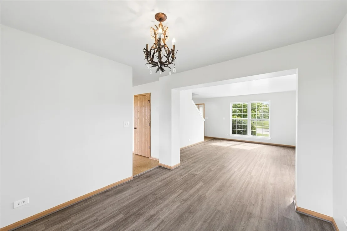 Photo of 7805 MOSSHEATHER Drive