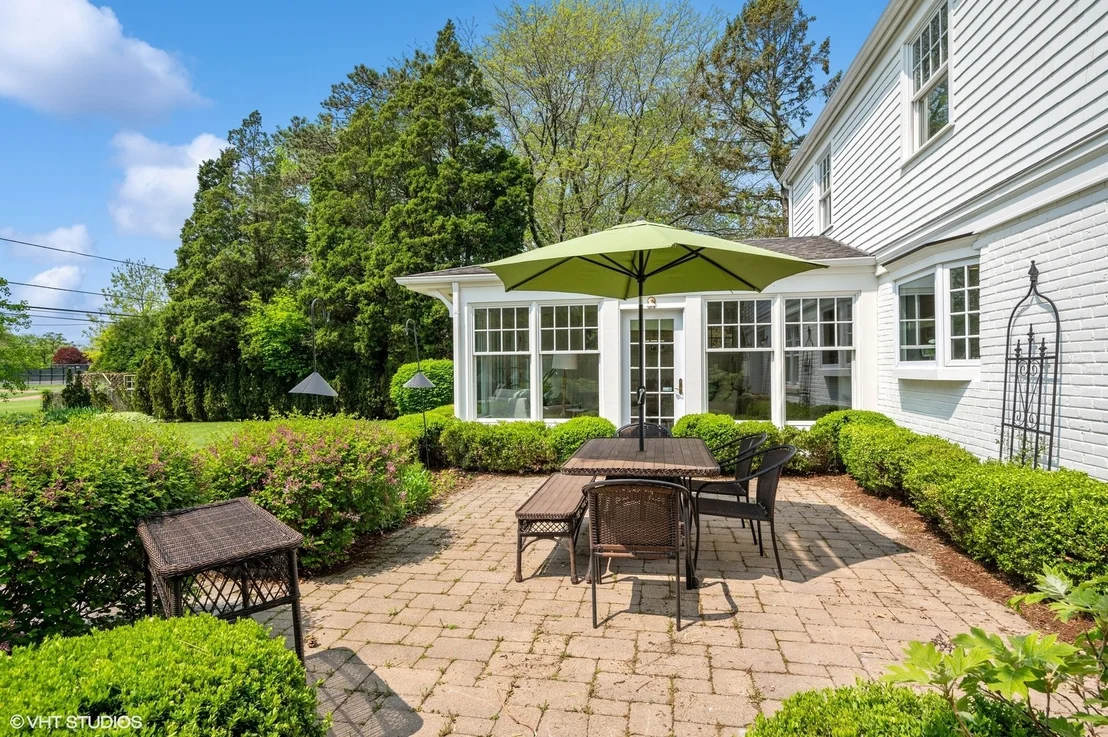 Photo of 2547 Marian Lane