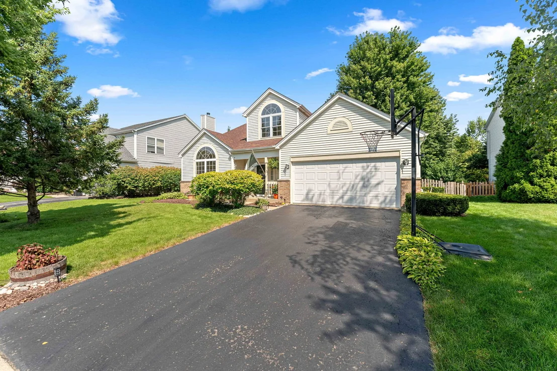 Photo of 2210 Candlewood Drive