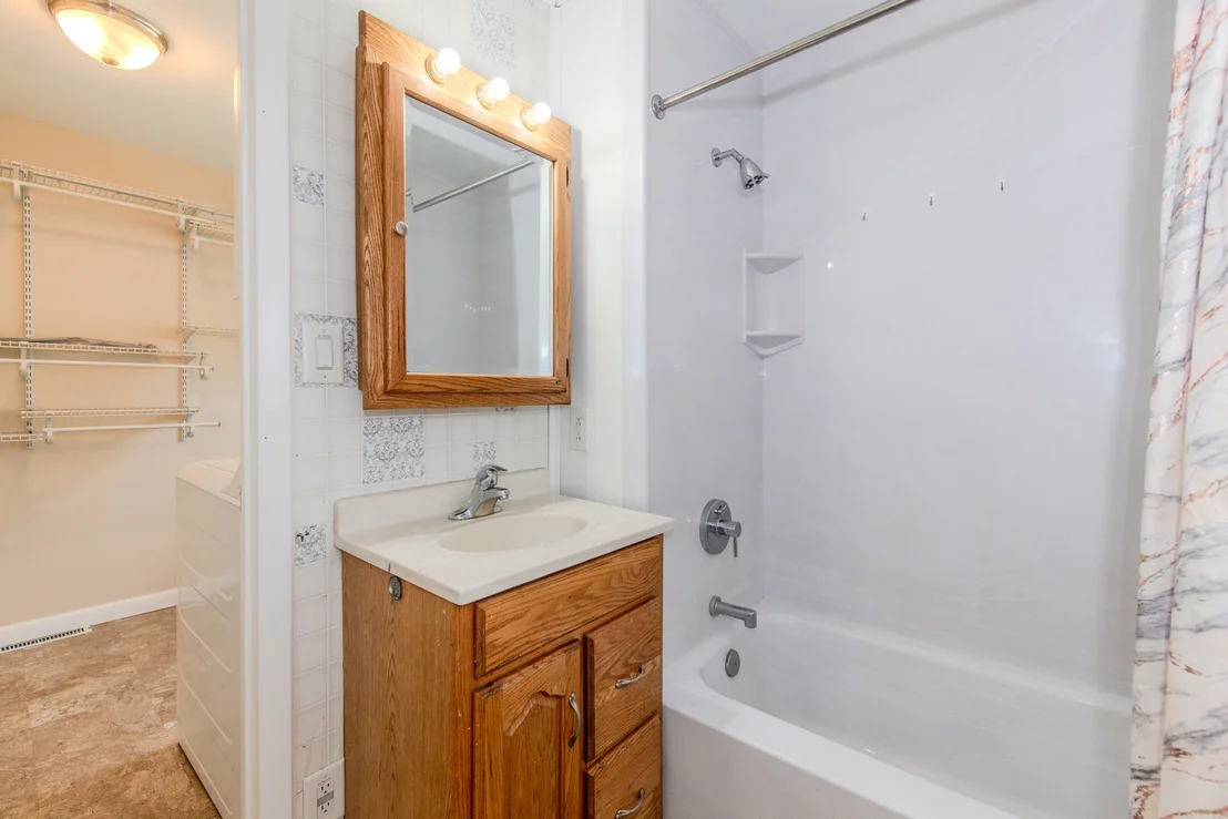 Photo of 236 W Johnson Street