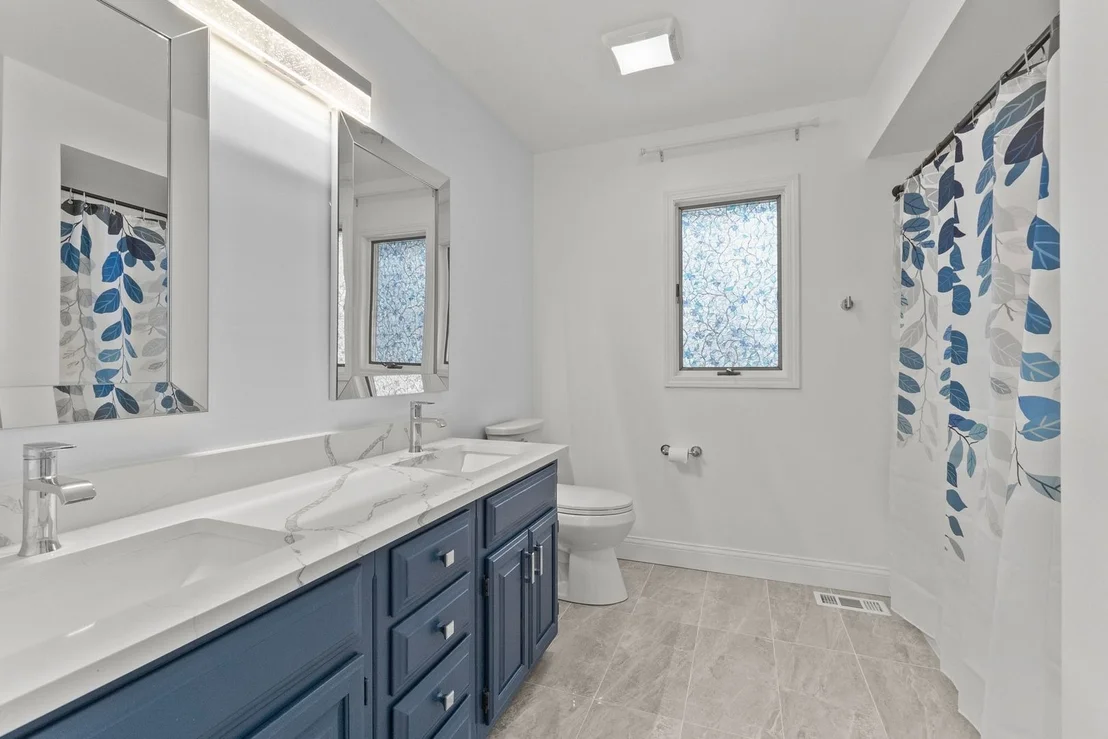 Photo of 18118 Whitman Lane