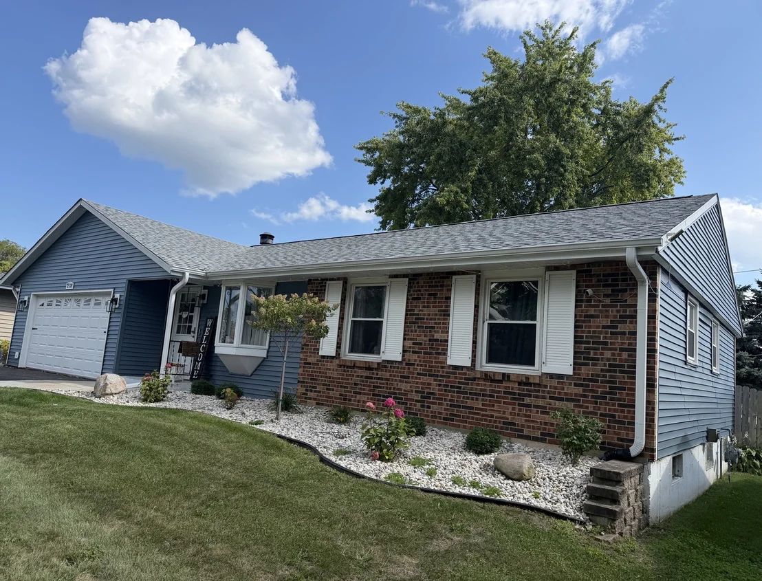Photo of 2120 Highland Drive