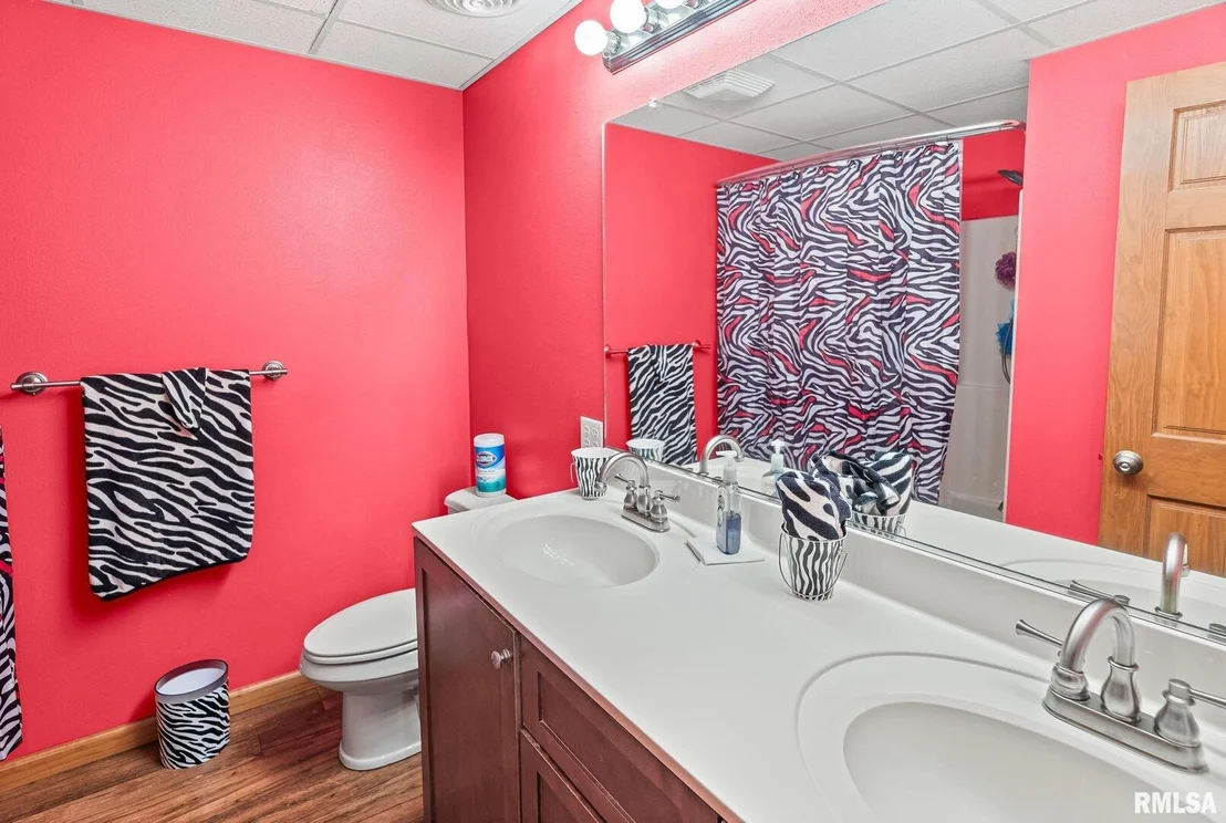 Photo of 520 DEERFIELD Road