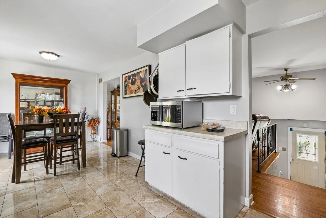 Photo of 356 W Park Avenue