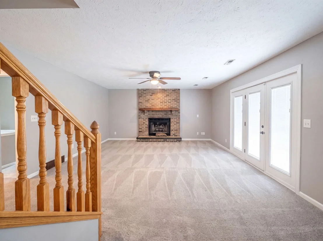 Photo of 1503 Featherstone Road
