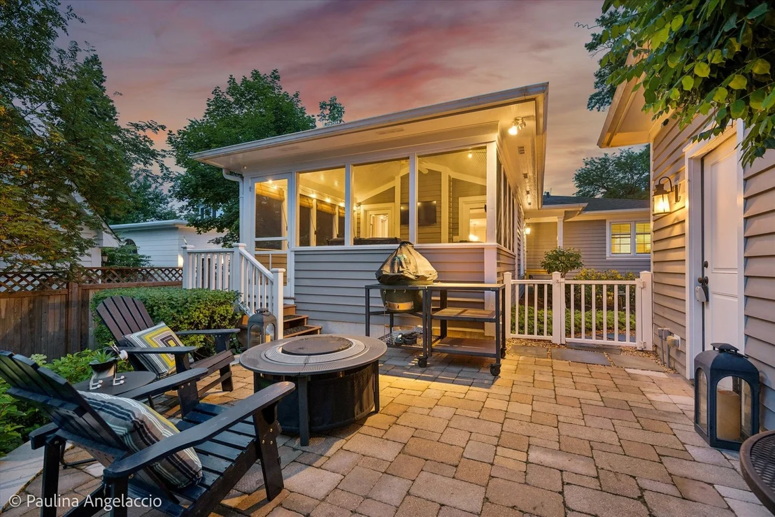 Photo of 218 Coolidge Avenue