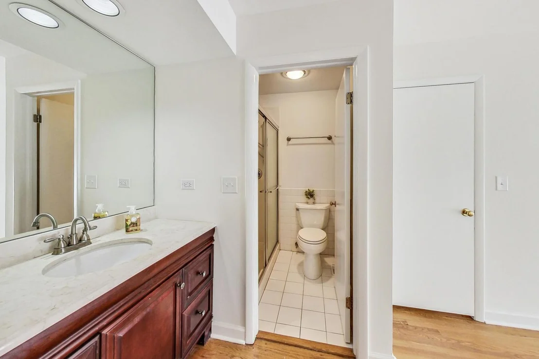 Photo of Unit A at 1216 Pine Street