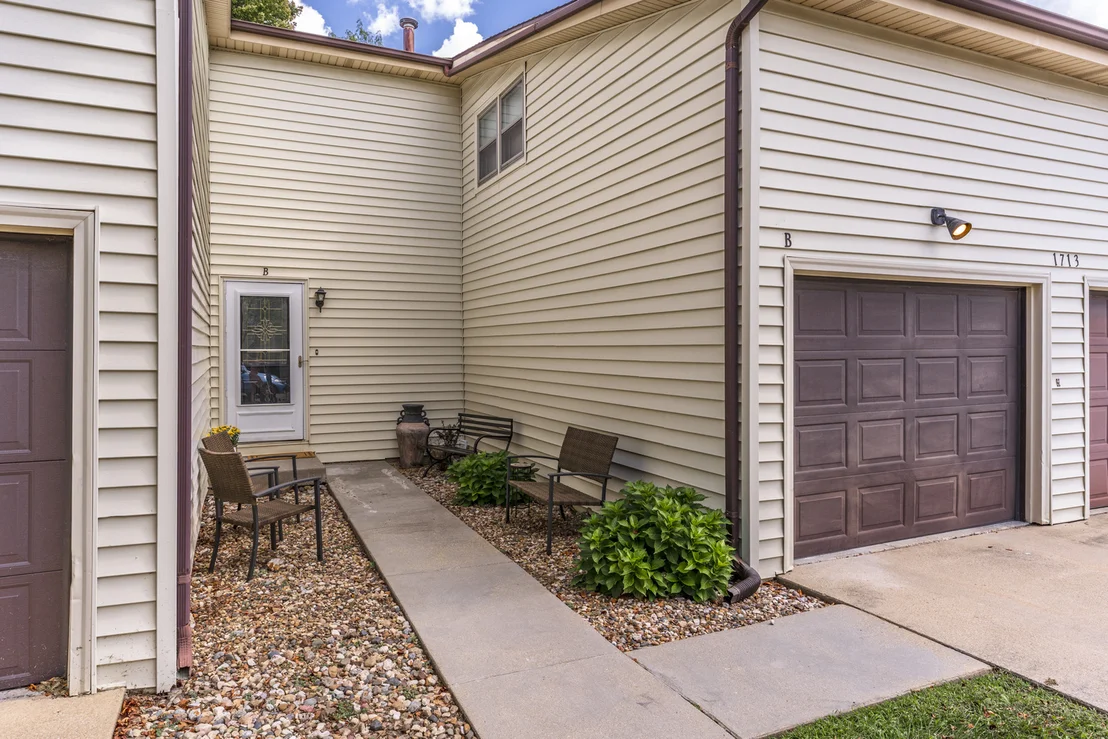 Photo of Unit B at 1713 King Drive