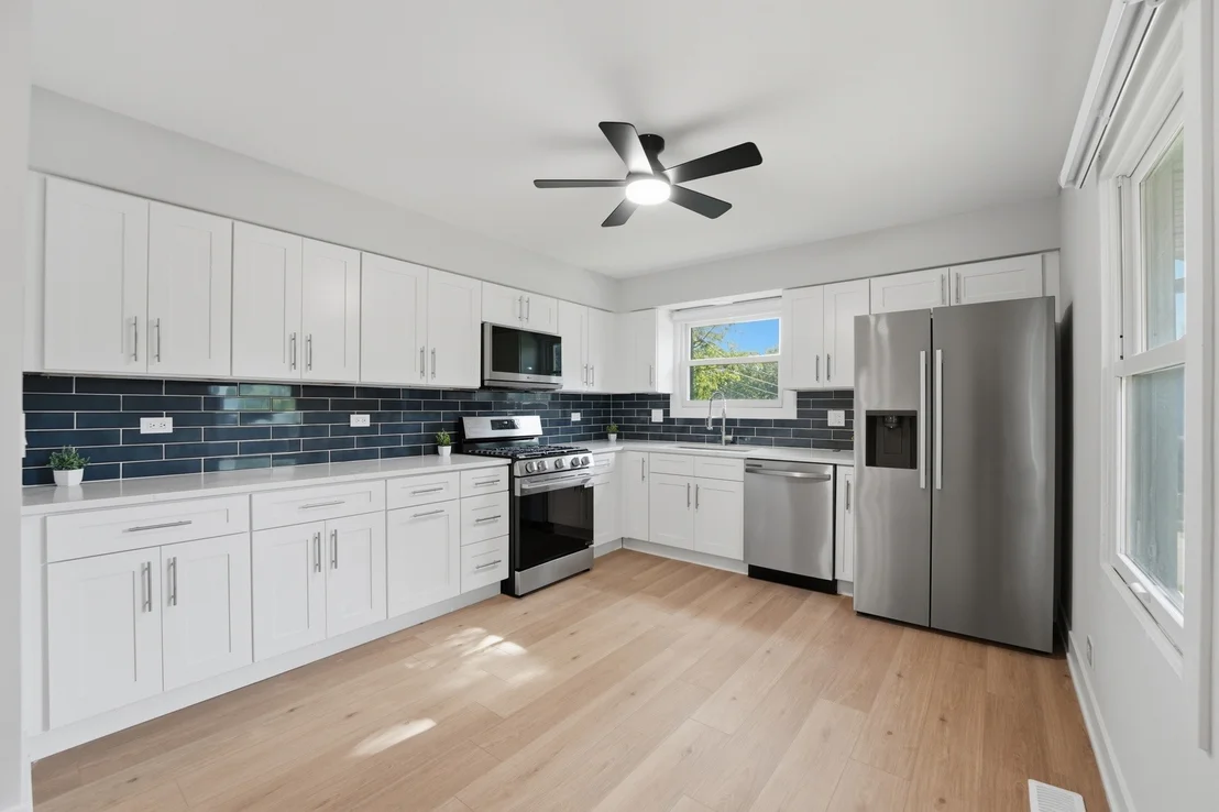 Photo of 136 edgewater Drive