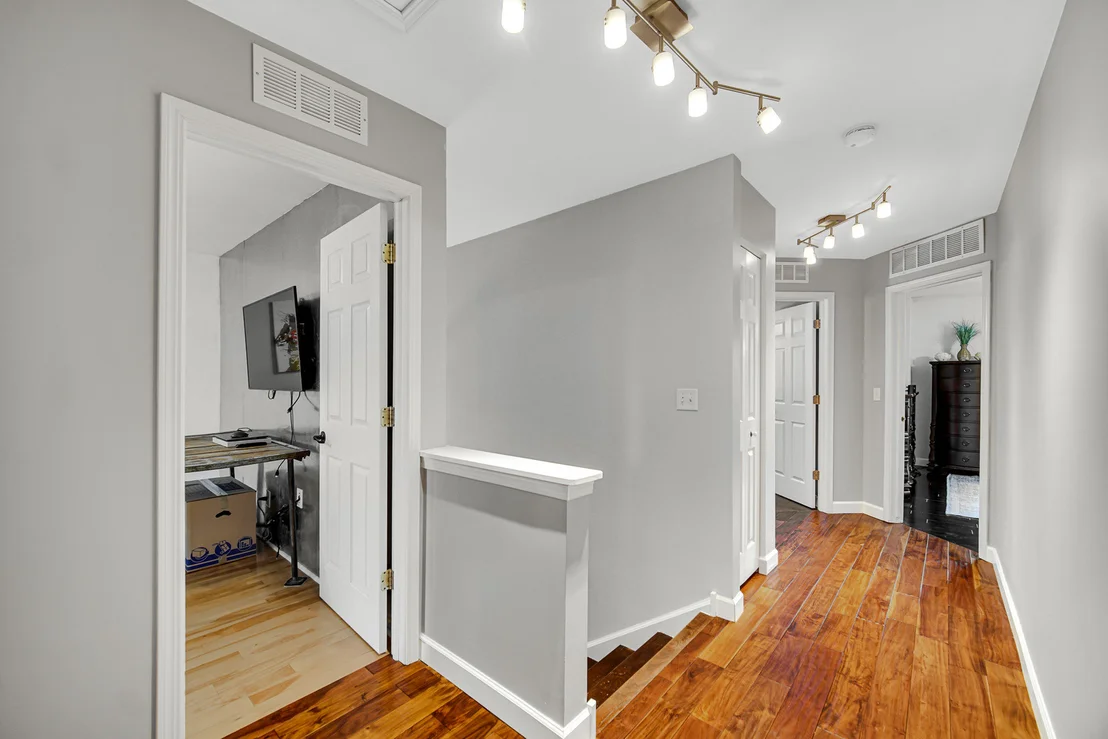 Photo of 333 Foxford Drive