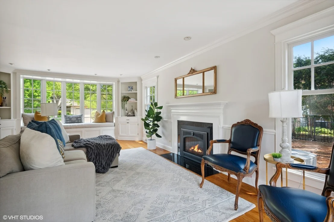 Photo of 2547 Marian Lane