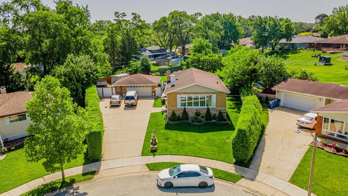 Photo of 433 E Cherry Hill Drive