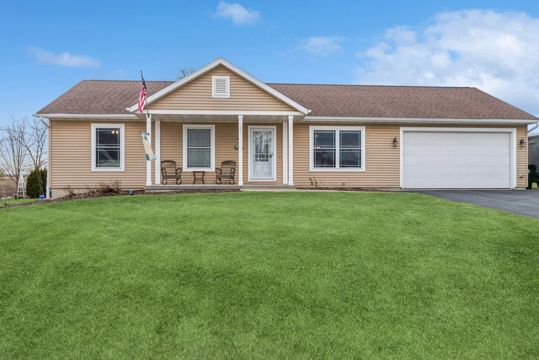 Photo of 327 Tomahawk Drive