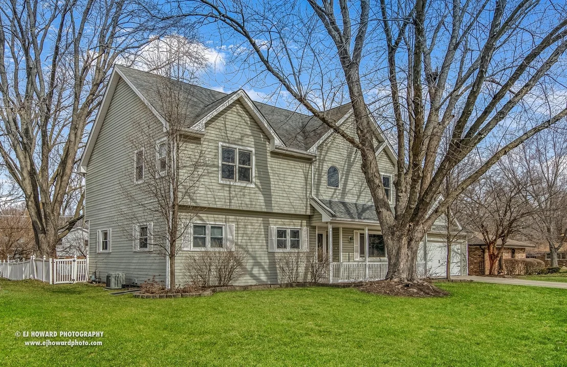Photo of 437 Illinois Road