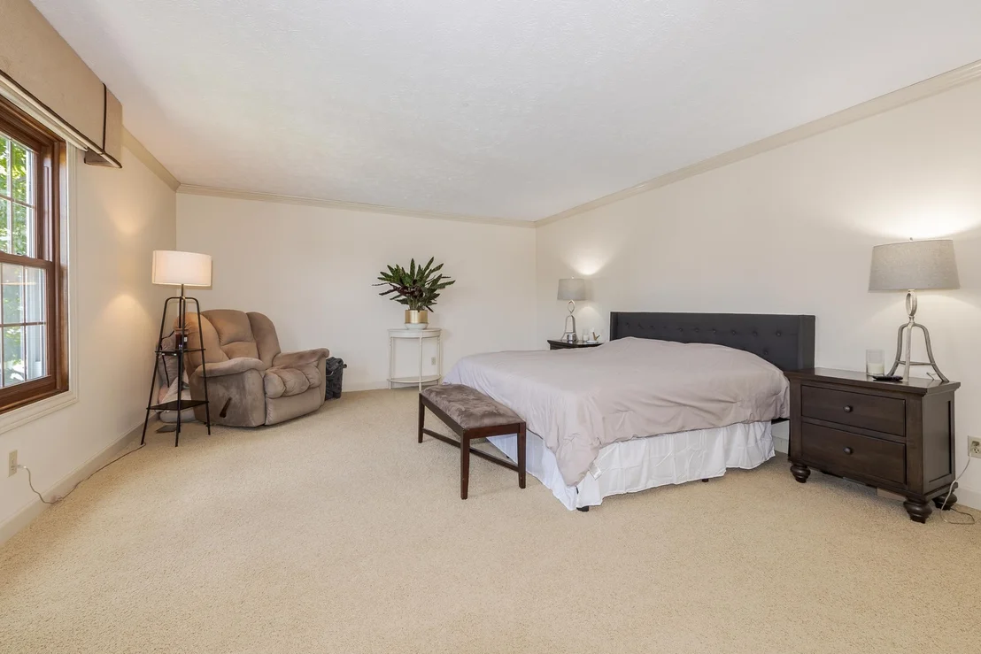 Photo of 1614 Barton Drive