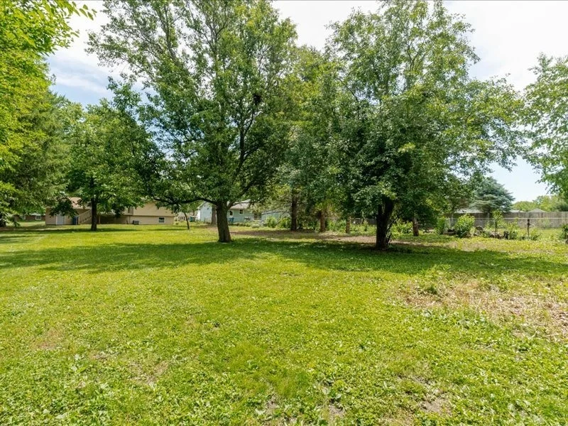 Photo of 124 Hilton Drive