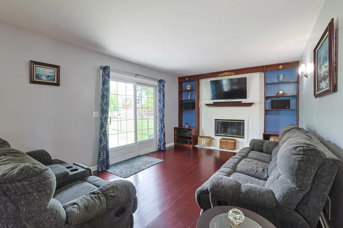 Photo of 830 Hawk Lane