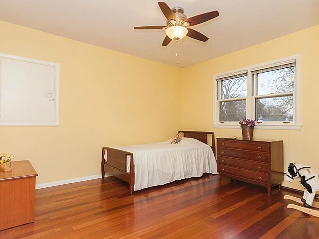 Photo of 446 HIGHCREST Drive
