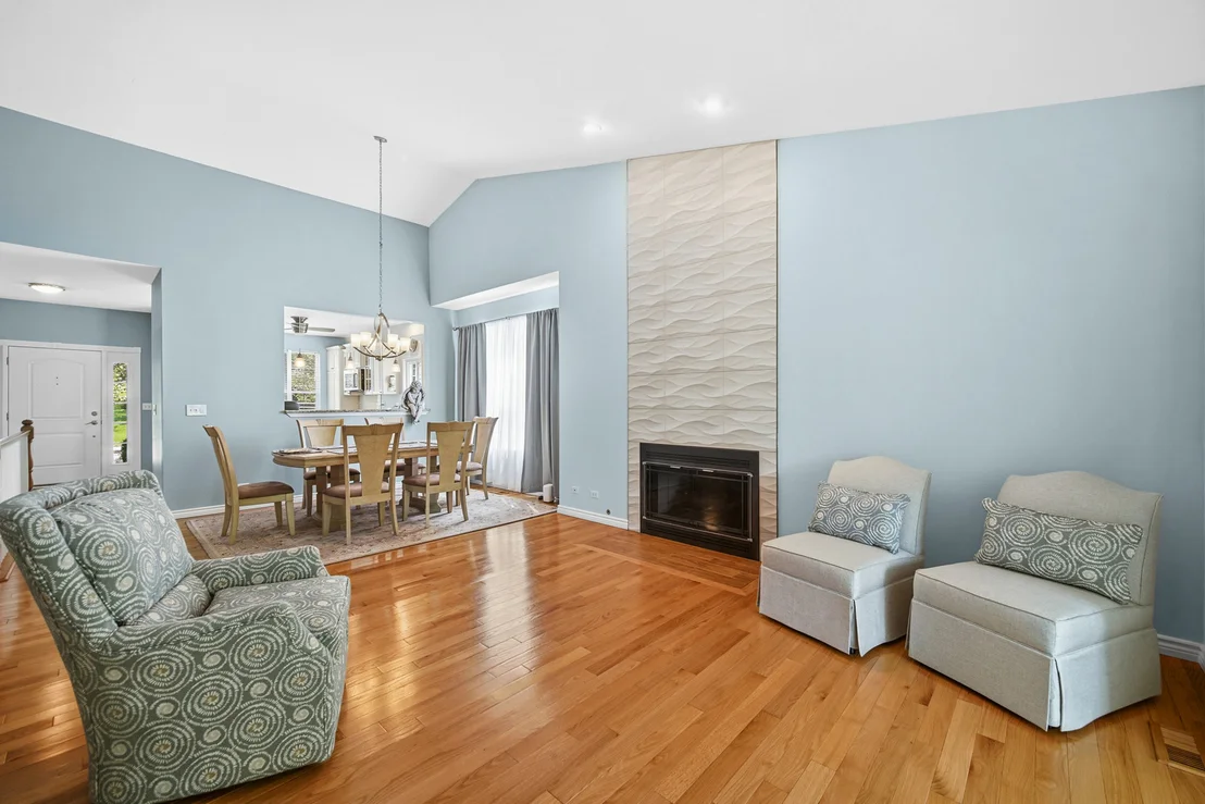 Photo of 720 Viewpointe Drive