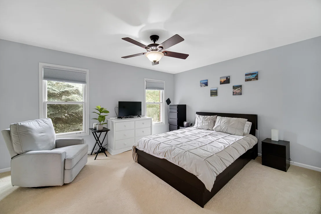 Photo of 9054 Forestview Road