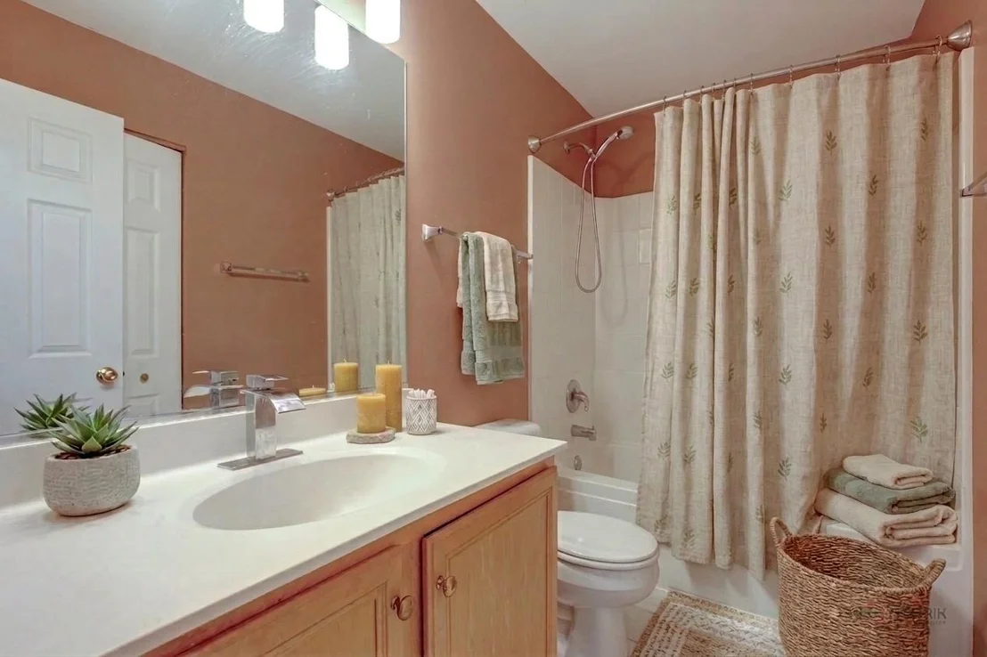 Photo of 467 Pine Lake Circle