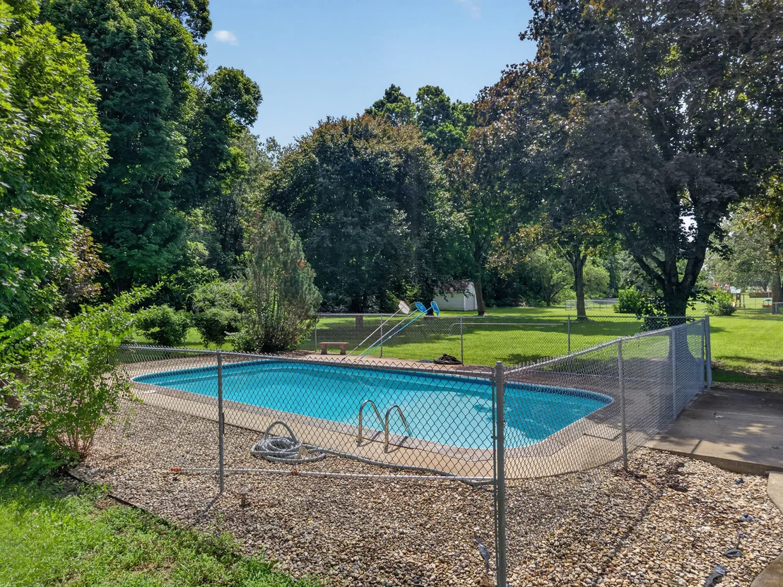 Photo of 5 N Acres Drive