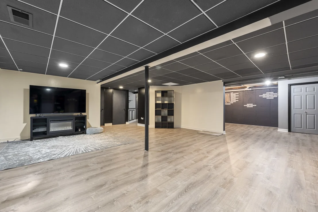 Photo of 1041 Fulton Drive