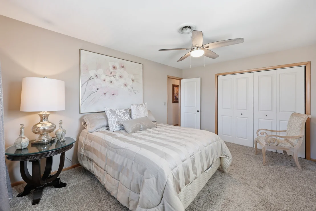 Photo of 715 Pinecroft Drive
