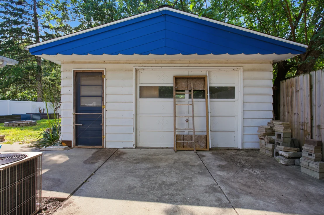 Photo of 1709 Crescent Drive