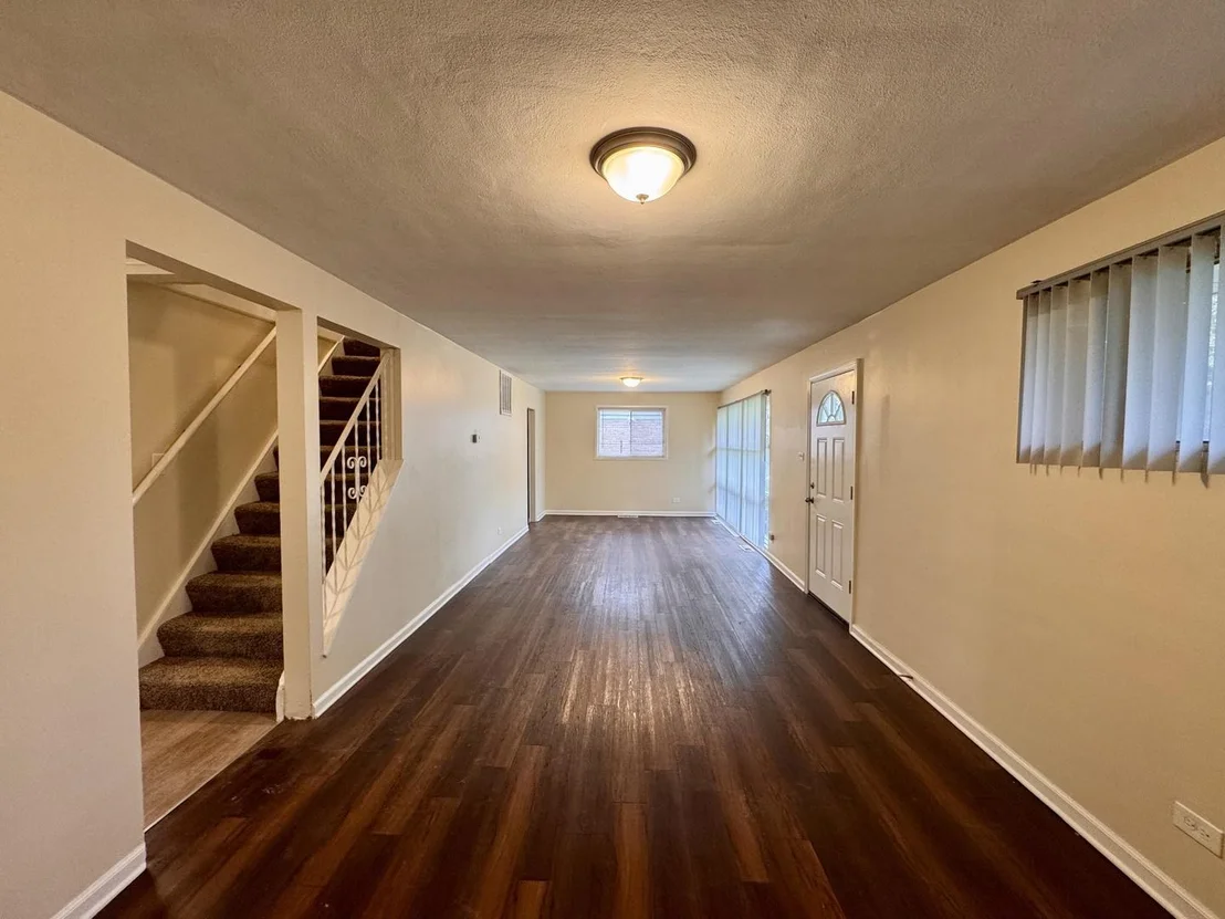 Photo of 17318 Walter Street