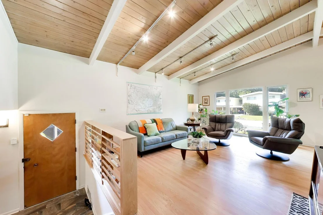 Photo of 3827 White Cloud Drive
