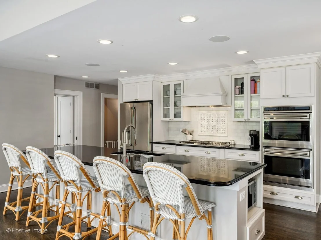 Photo of 153 Riverside Drive