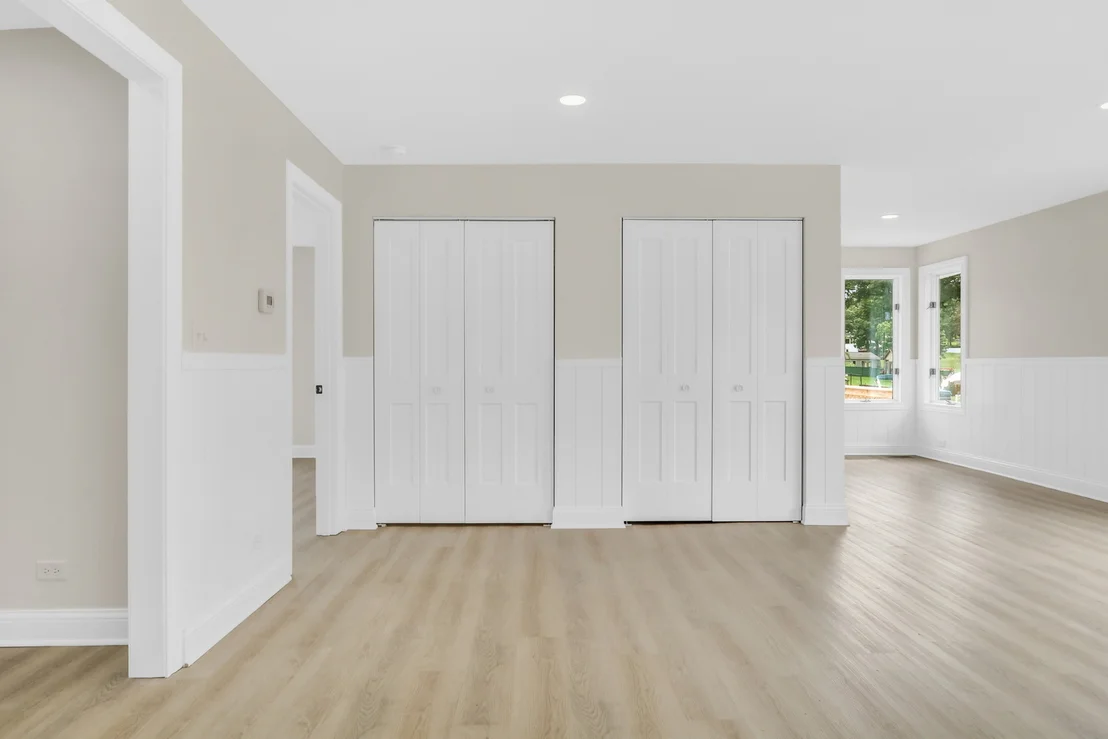 Photo of 28 Lakeside Lane