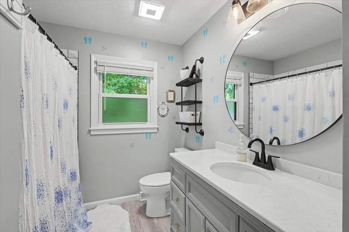 Photo of 1018 Porter Lane