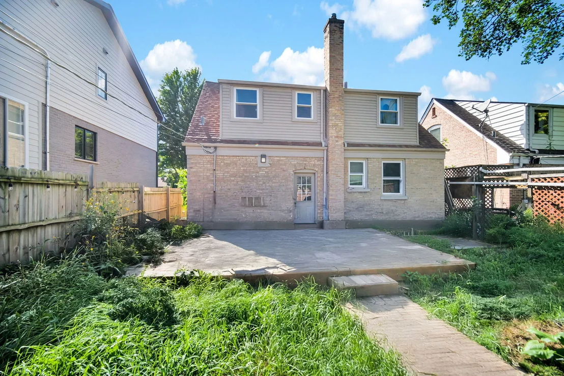 Photo of 313 Harlem Avenue
